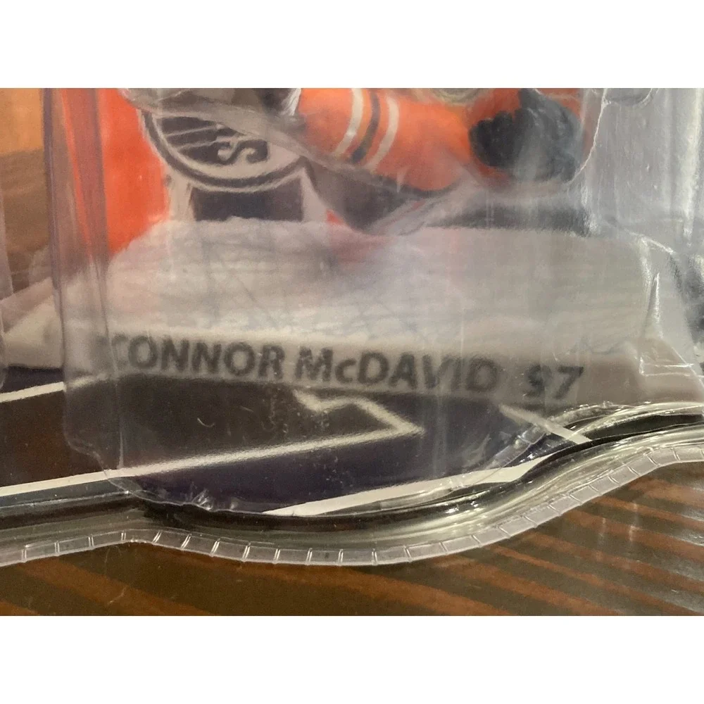 NHL Limited Edition Connor McDavid 97 Edmonton Oilers NIP 2018 Hockey‎ Figure